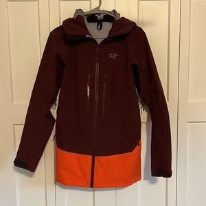 Arc’teryx women’s sx gortex rain jacket